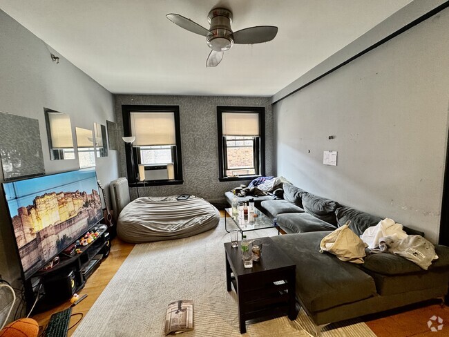 Building Photo - 1173 Commonwealth Ave Unit 6 Rental