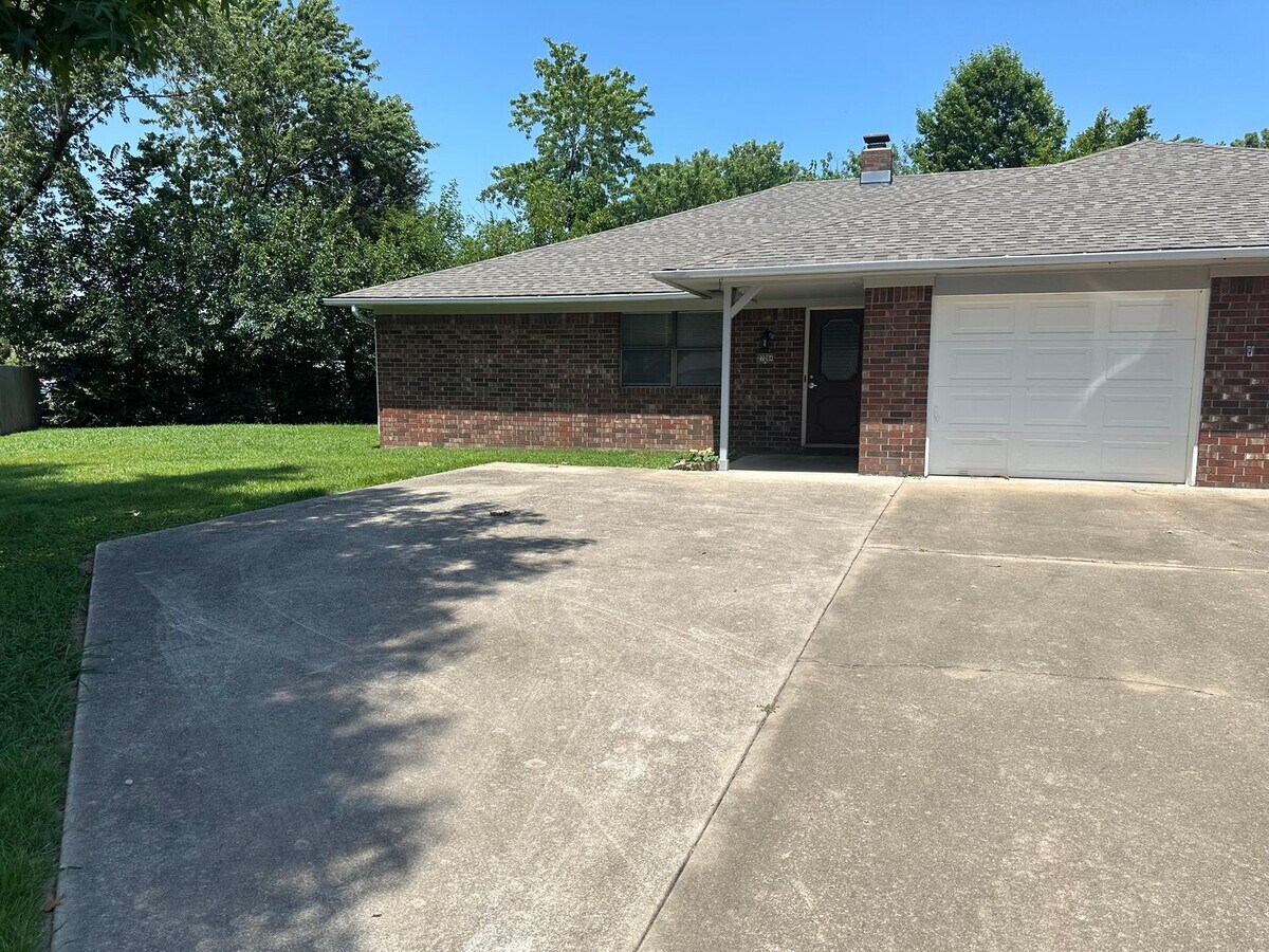Photo - 2708 McMillan Dr Unit 2708 #A McMillan Dr.