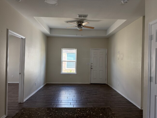 Photo - 1610 W Broome St Unit 3