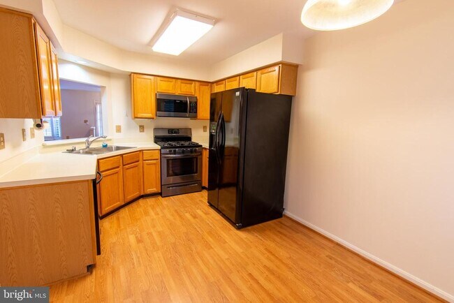 Photo - 11970 Thurloe Dr