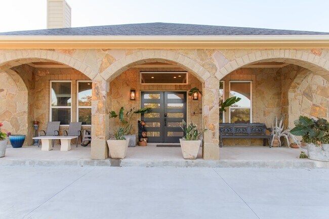 Photo - 21404 Lonesome Ct