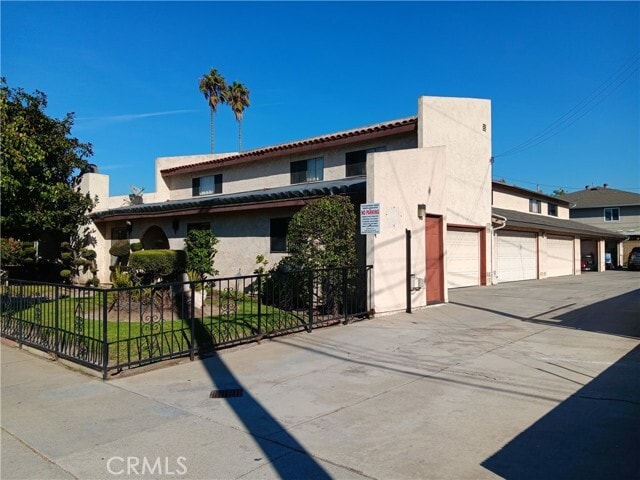 Building Photo - 14730 Normandie Ave Unit 4 Rental