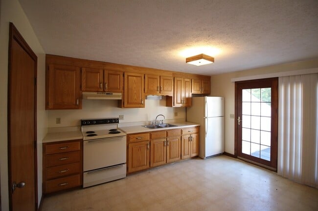 Photo - 76 Franklin St