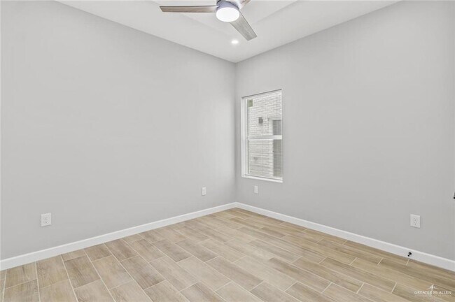 Photo - 11 Yosemite Dr Unit 2
