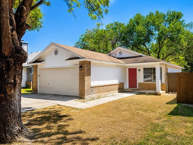 Photo - Move-In Ready 3BR/2BA: Updated Kitchen, New Light Fixtures & Fenced Yard