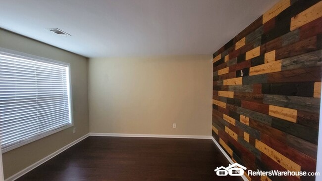 Photo - 1165 Amhearst Oaks Dr