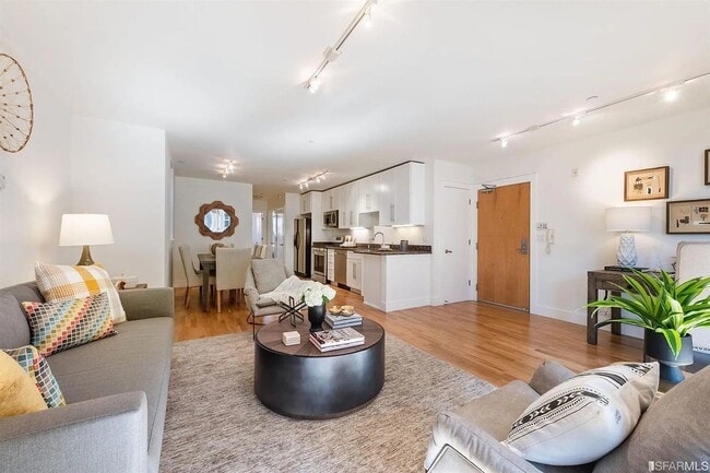 Building Photo - 1277 Howard St