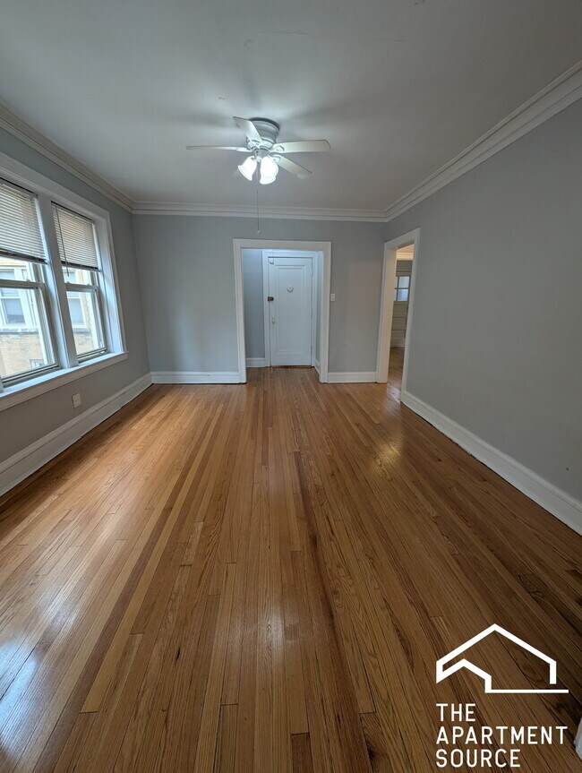 Photo - 3438 W Foster Ave Unidad 1S