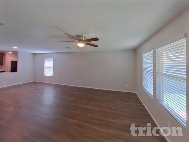 Photo - 1805 Westfall Dr
