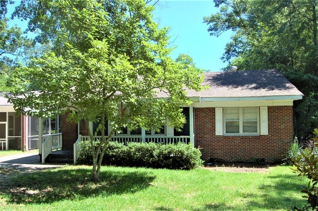 Photo - 1020 Elm Ave