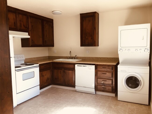 Building Photo - 209 Wright Ln Rental
