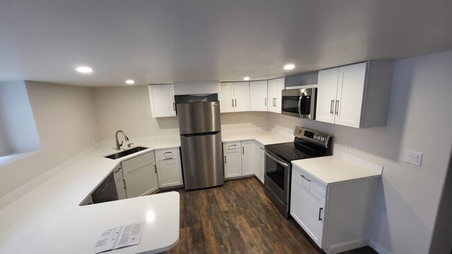 Photo - 1460 NW Newport Ave Unidad 2