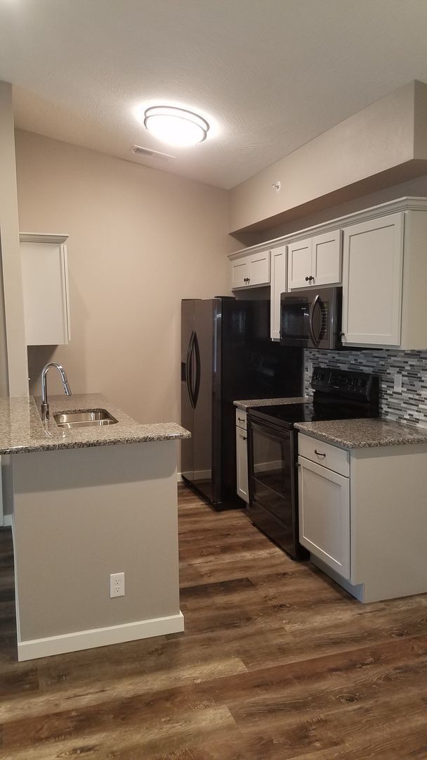 Photo - Stunning 2 Bedroom 2 Bath Lakeside Condo o... Unit 338