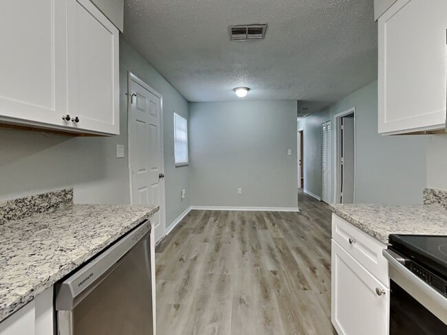 Photo - Beautifully Renovated 3 Bed 2 Bath Home with Garage in Tampa, FL