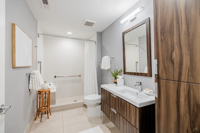 2 Bed 2 Bath