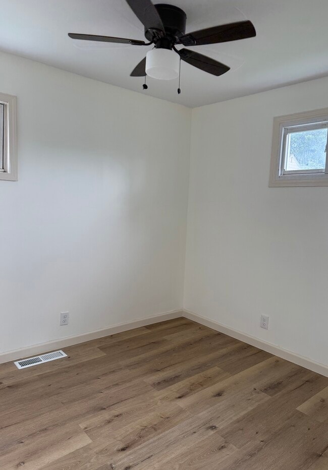 Photo - 802 W Harvard St