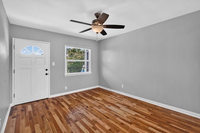 Photo - 1050 4th St Unidad .