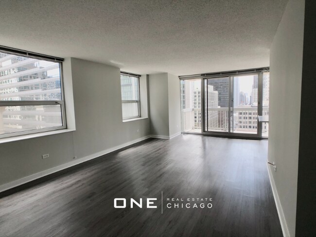 Photo - 525 N State St Unit 2