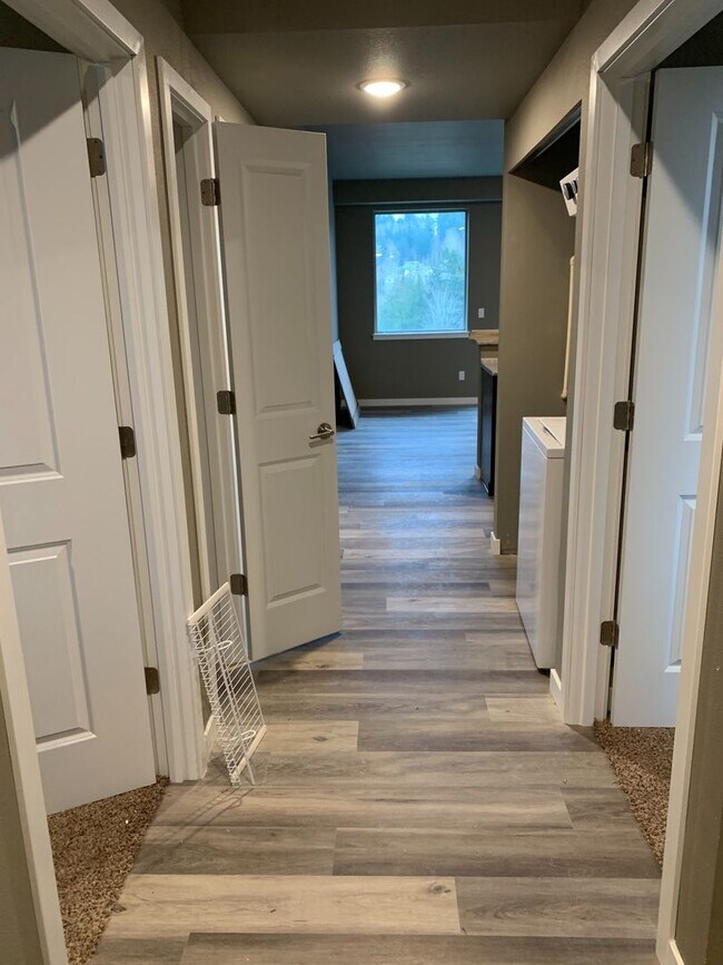 Samish Flats  Luxury Apartment Homes!