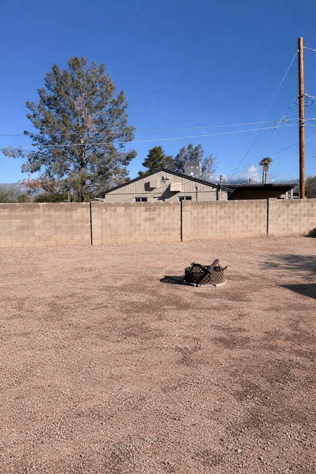 Photo - 5443 E Lester St