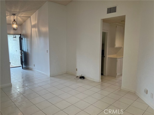 Photo - 2248 Tulip Ave