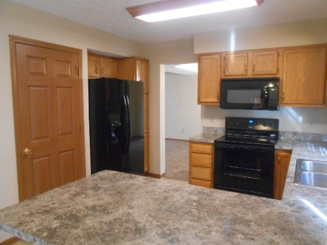 Photo - 206 Aston Ct