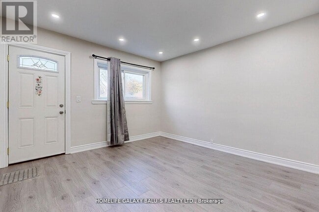 Photo - 287 Olive Ave