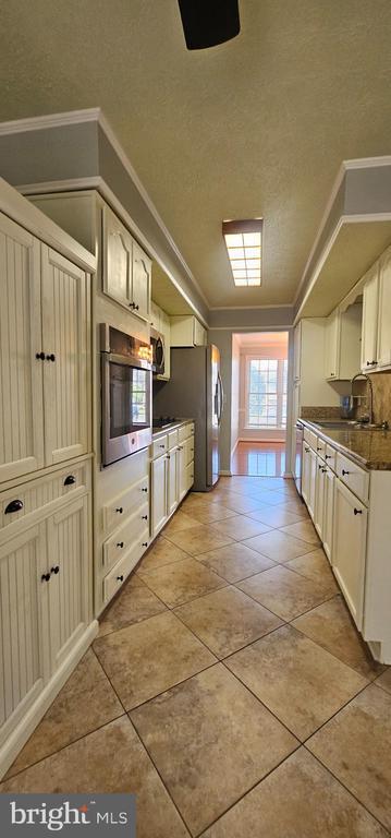 Photo - 208 Senseny Glen Dr