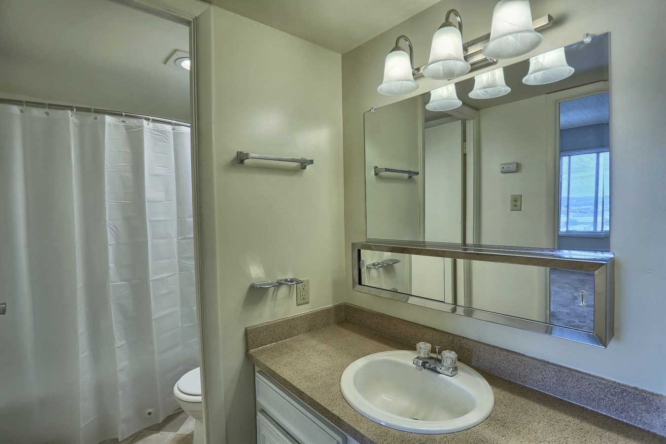 Photo - Berkshire Tower Apartments