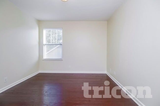 Photo - 2106 Tabasco Way Casa