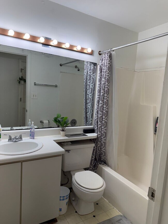 Photo - UT - 1204-A Unit 1204-A