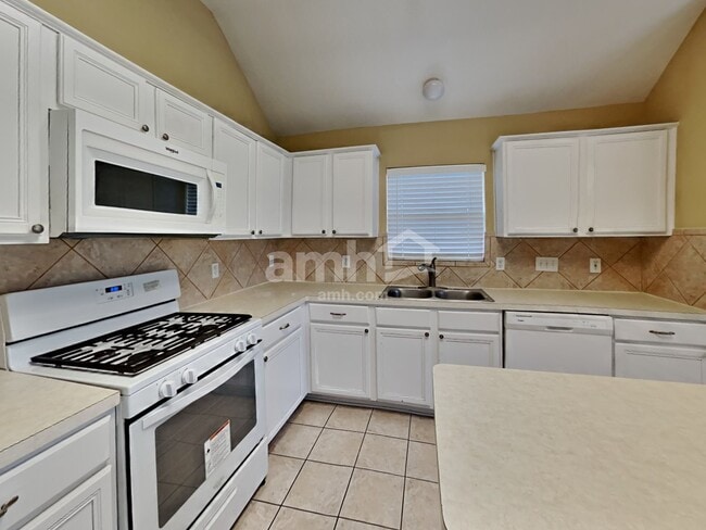 Photo - 1827 Pinewood Court Dr