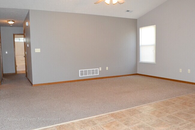 Photo - 516-518 Brookmont Dr Unit 518