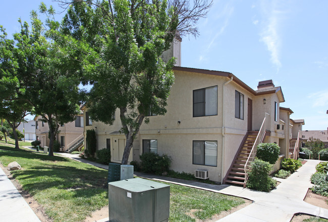 Building Photo - Fallbrook Hills Apartments