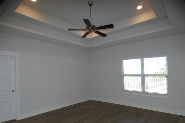 Photo - 4-Bedroom Home - Community Pool