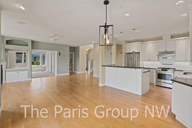 Photo - Picturesque Seattle Craftsman in a Private Bryn Mawr Enclave *Amazing Views *Central A/C *Tons of...