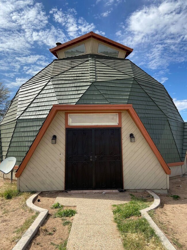 Photo - Beautiful Unique Home available in Holtville