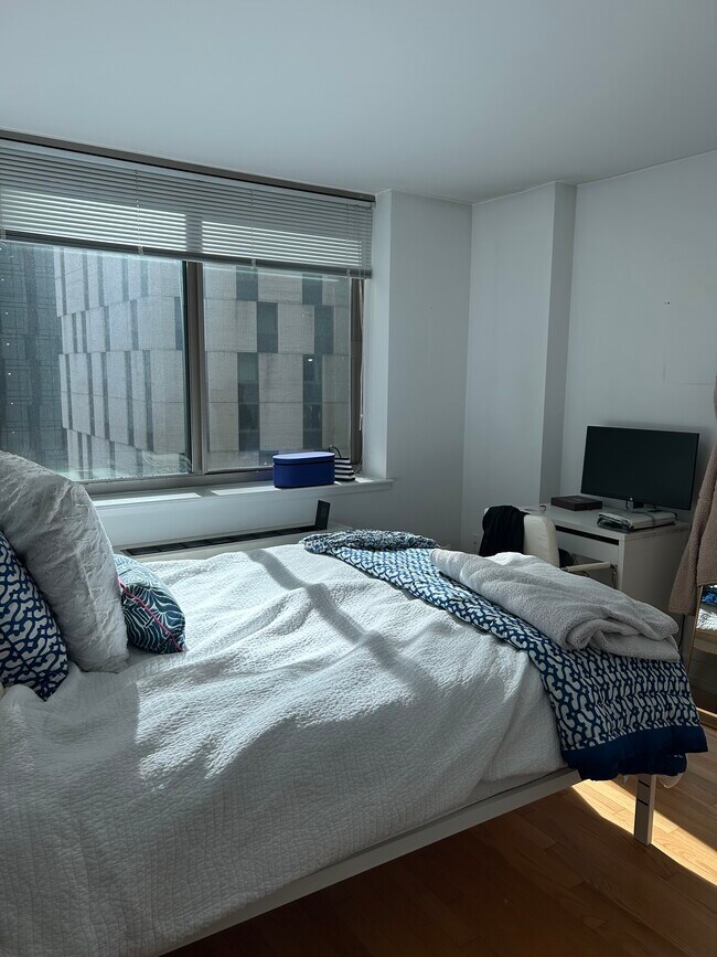 53 Nassau St Unit 5