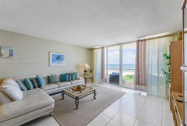 Photo - 5601 Collins Ave Unit 512