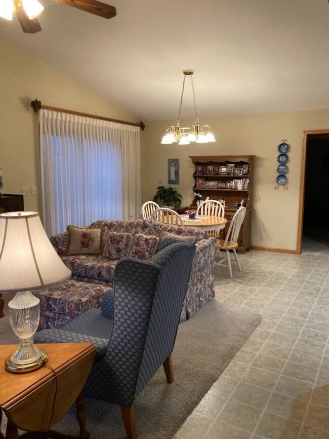 Photo - 4 Bedroom Twin Home