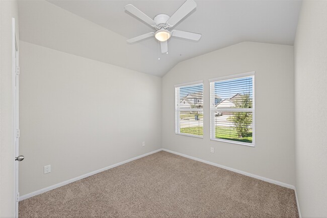 Building Photo - 2122 Artic Loon Dr