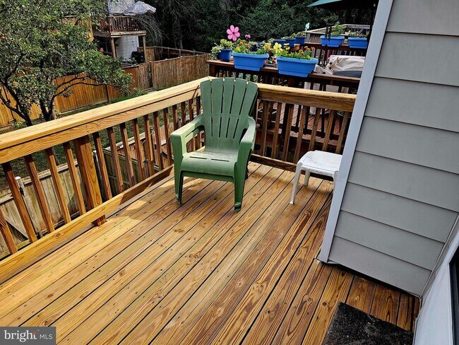 Photo - 8564 Southlawn Ct