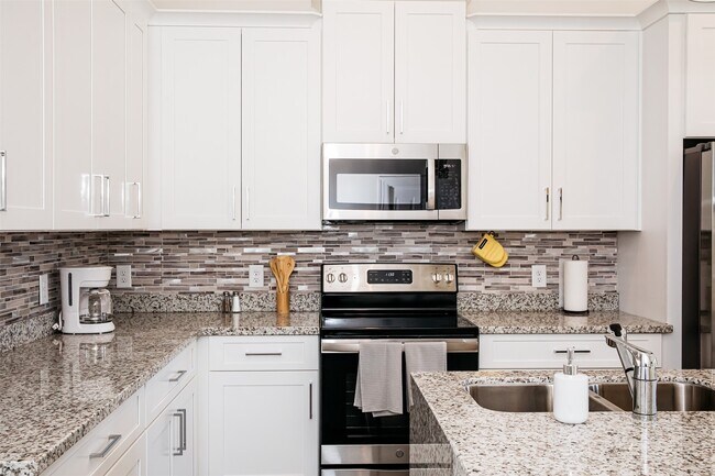 Building Photo - 5205 Bataan Rd Unit B