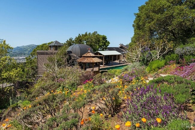 Photo - 1100 Bayhills Dr