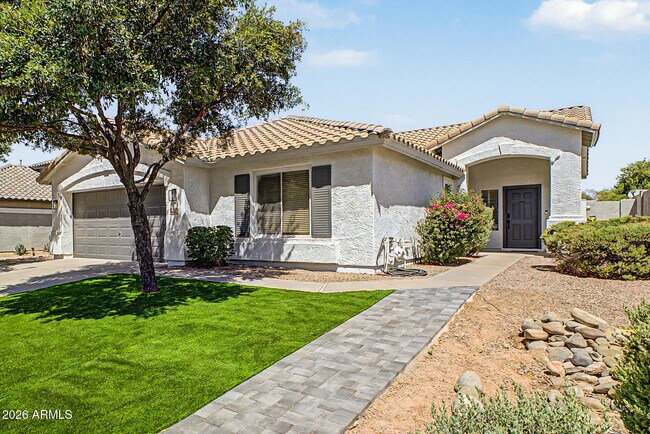 10202 E Juanita Ave