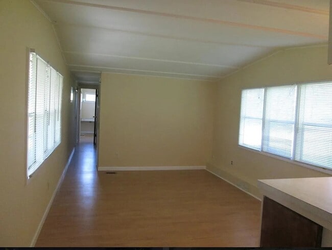 Photo - 1179 S Meadow Dr