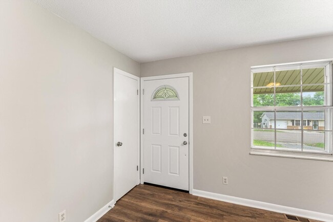 Photo - 7308 Meadowbrook Cir