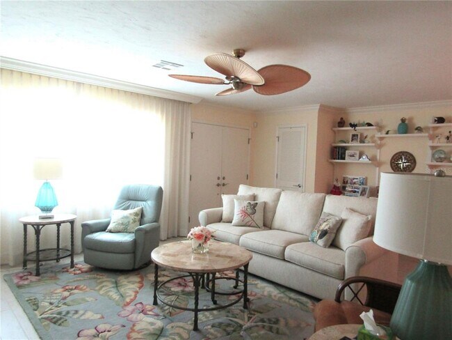 Photo - 4700 Greencroft Rd