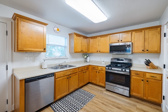 Photo - 1130 Sundrop Pl