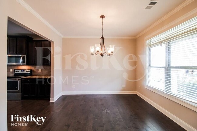 Photo - 113 Village Pl